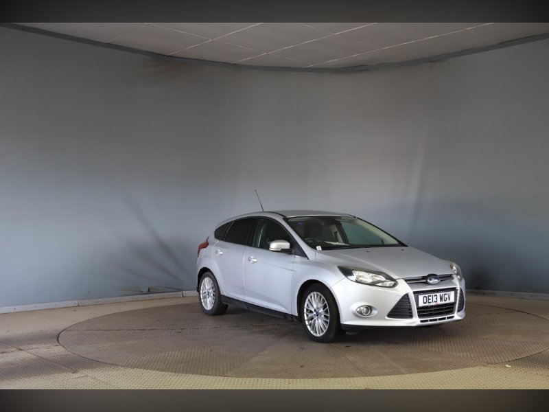 2013 Ford Focus 1.0T EcoBoost Zetec Hatchback 5dr Petrol Manual Euro 5 s/s 125 ps
